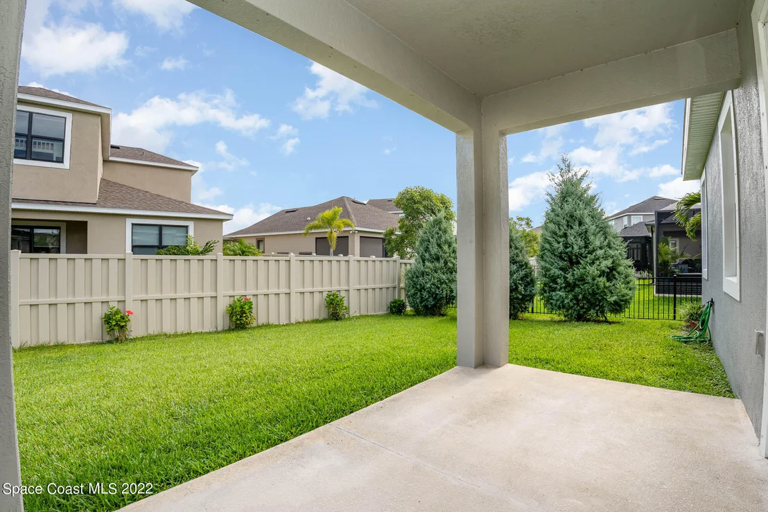 Photo of 2881 Casterton Drive