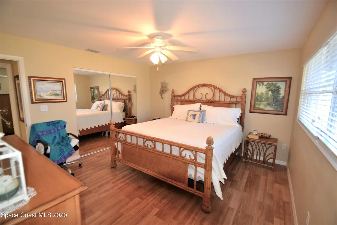 Photo of 981 Bacon Circle NE