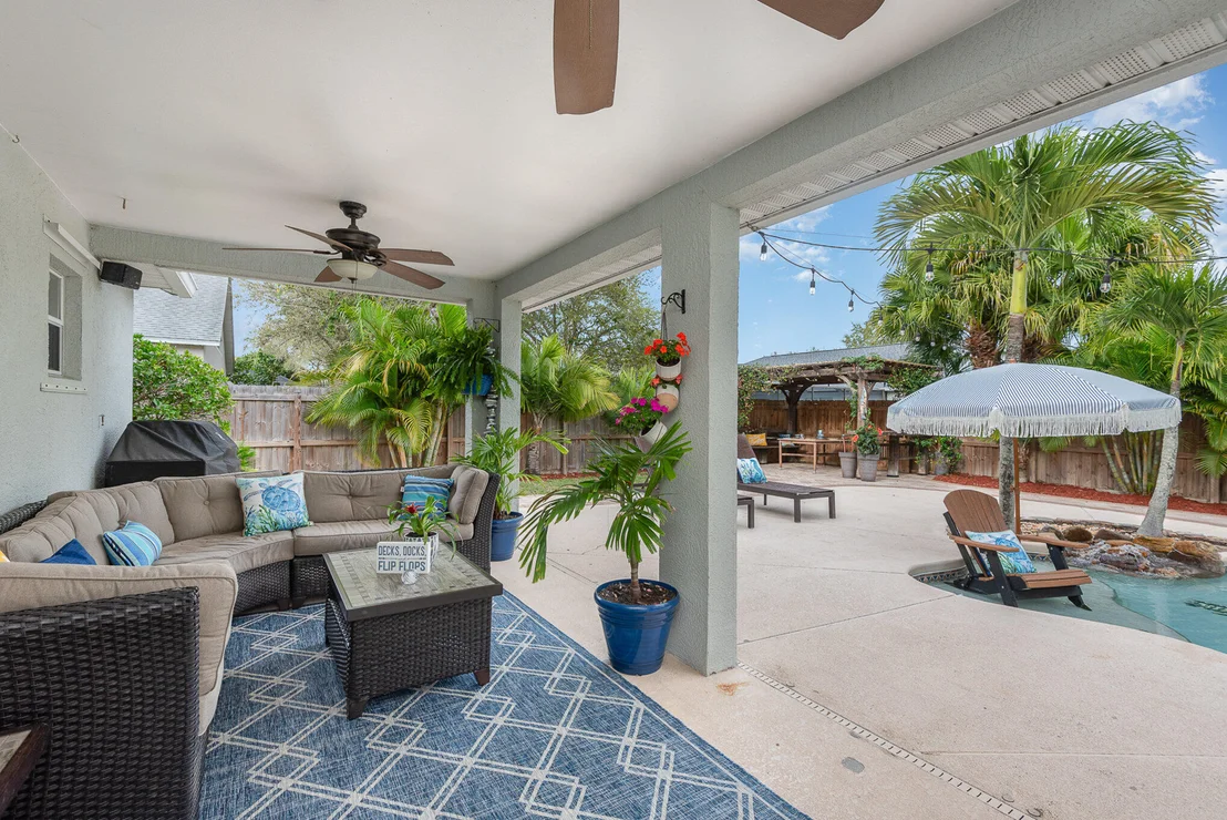 Photo of 2403 Mountain View Avenue