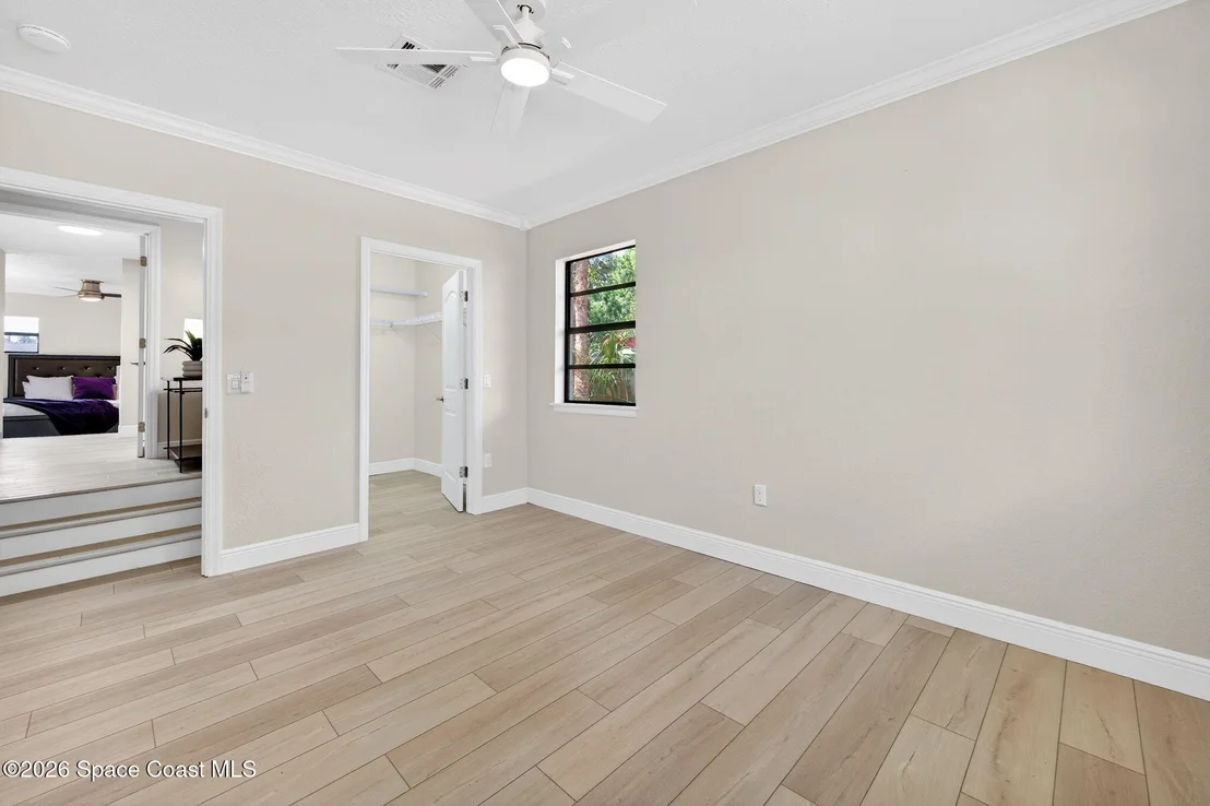 Photo of 7486 Livingstone Lane
