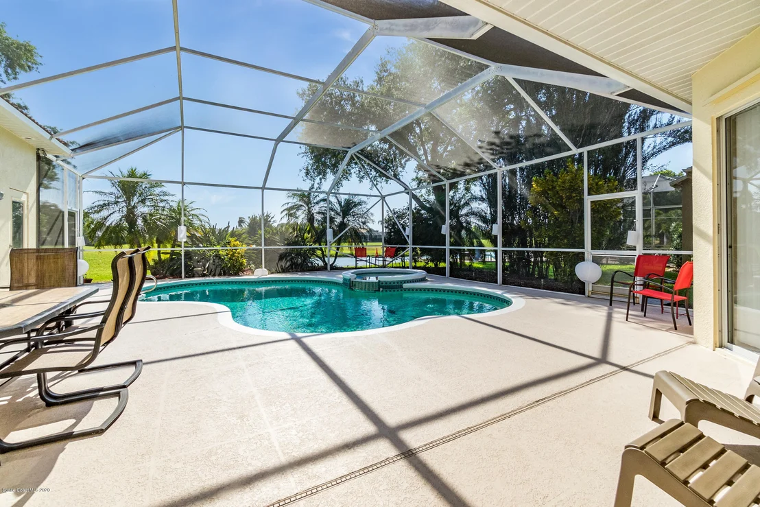 Photo of 978 Wildwood Drive