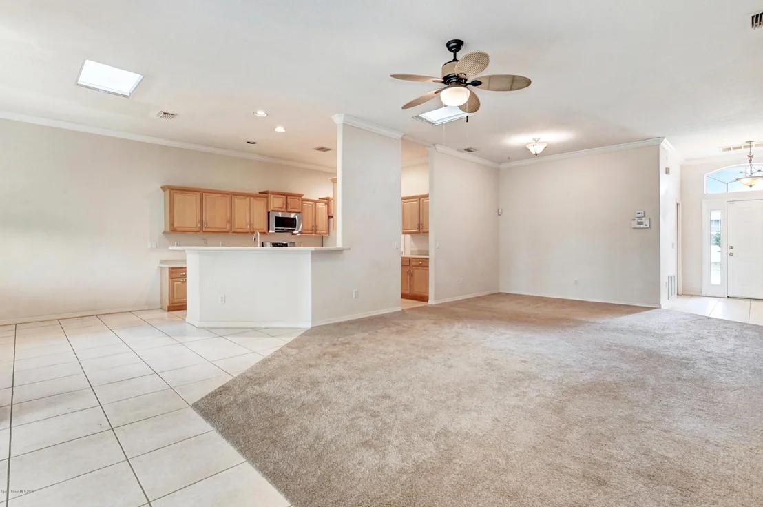 Photo of 876 Suntree Woods Drive