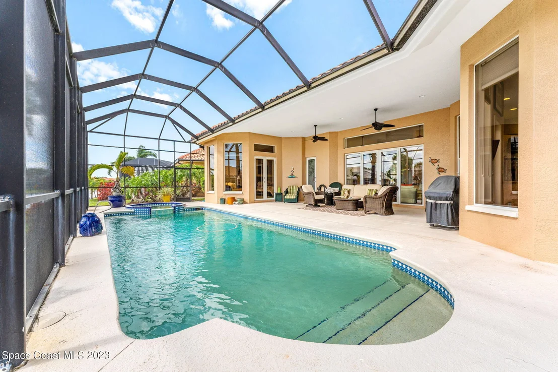 Photo of 325 Normandy Drive