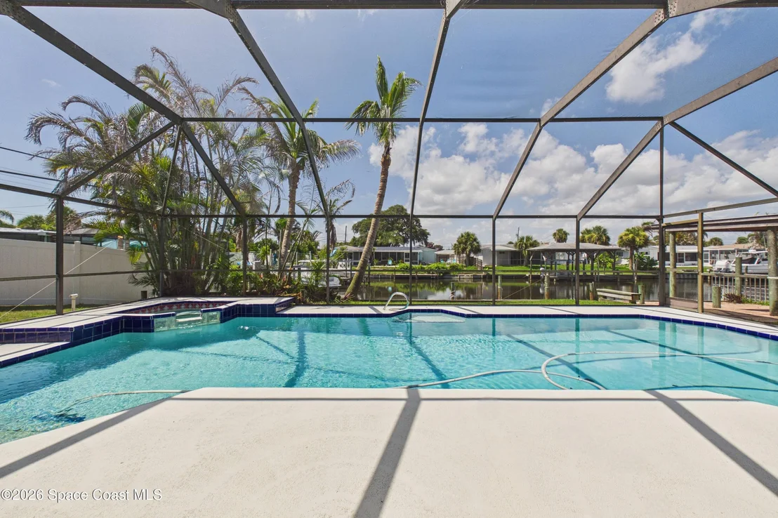 Photo of 406 Sandpiper Drive