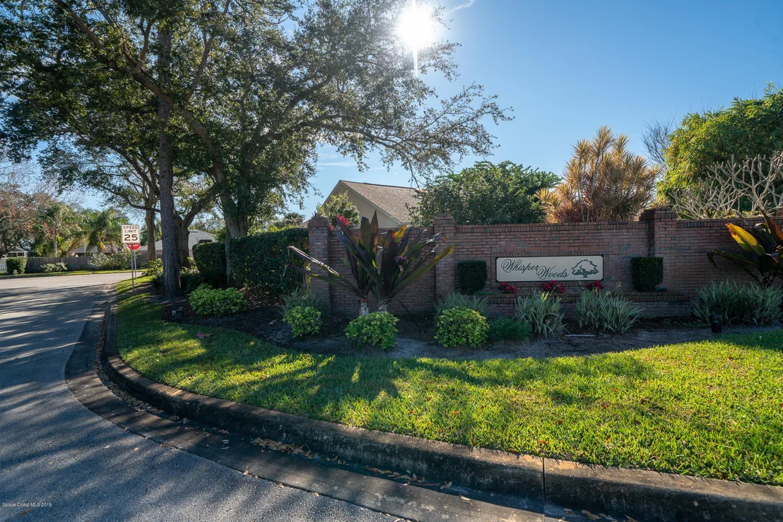 Photo of 973 Whisperoak Drive