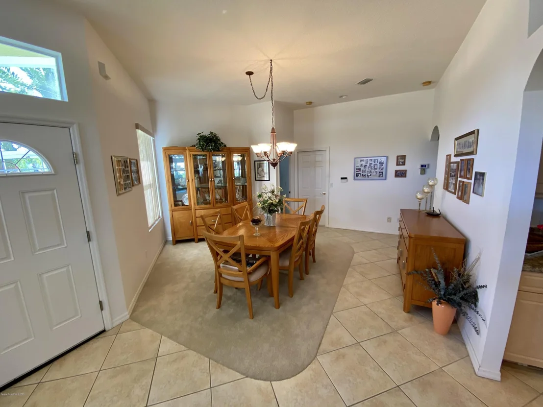 Photo of 2652 Addington Circle