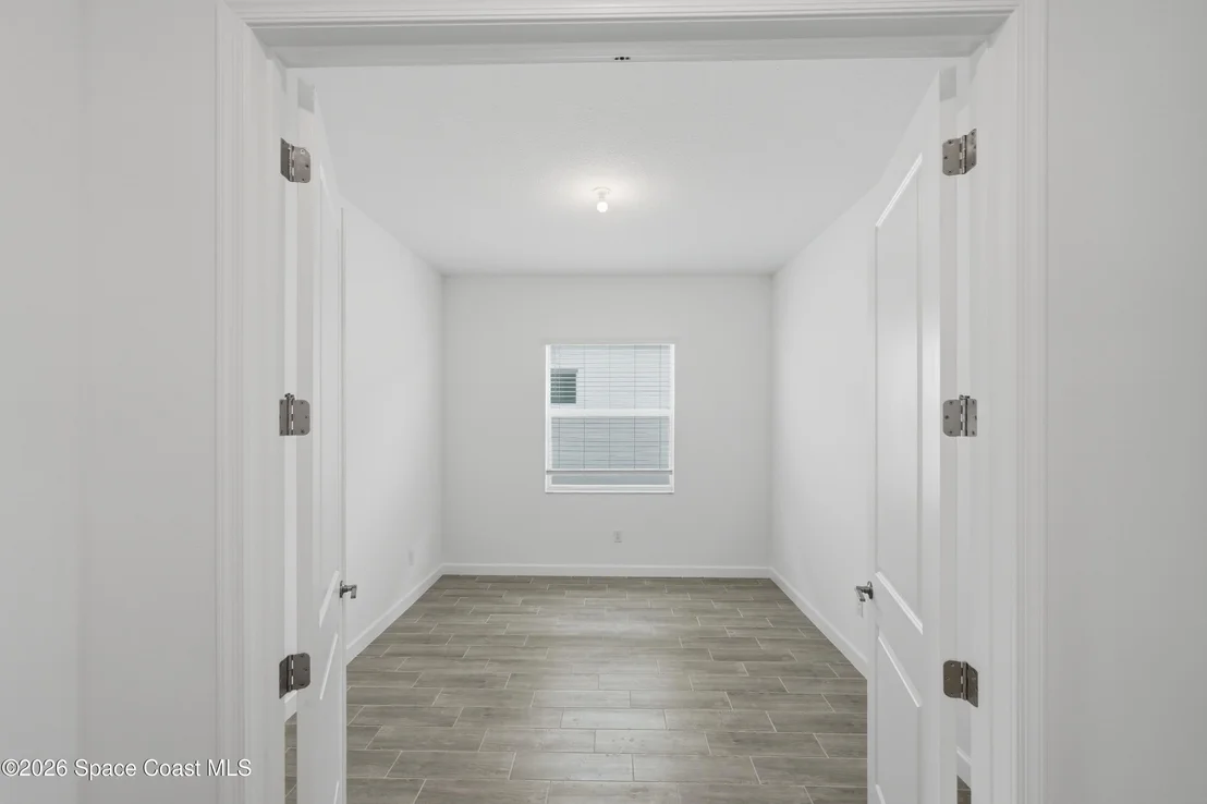Photo of 1863 Antarus Drive NW
