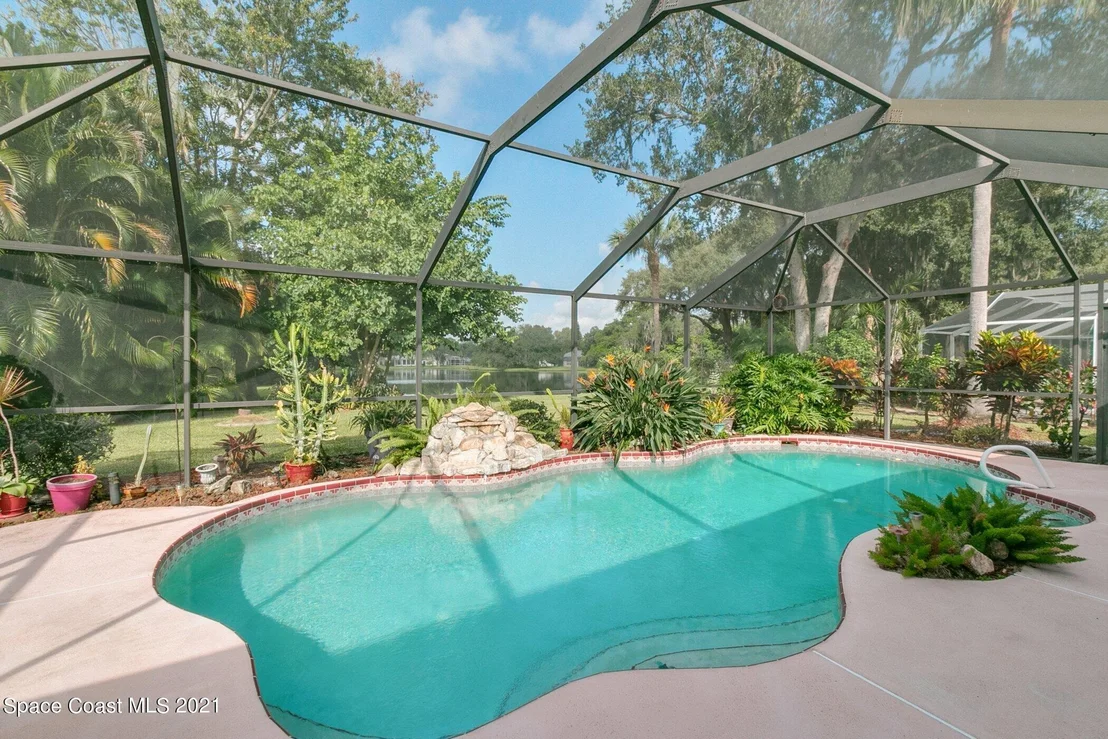 Photo of 842 Potomac Drive