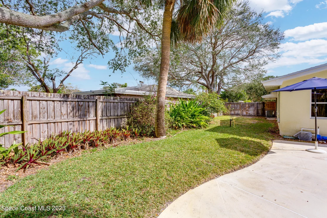 Photo of 608 Mango Drive