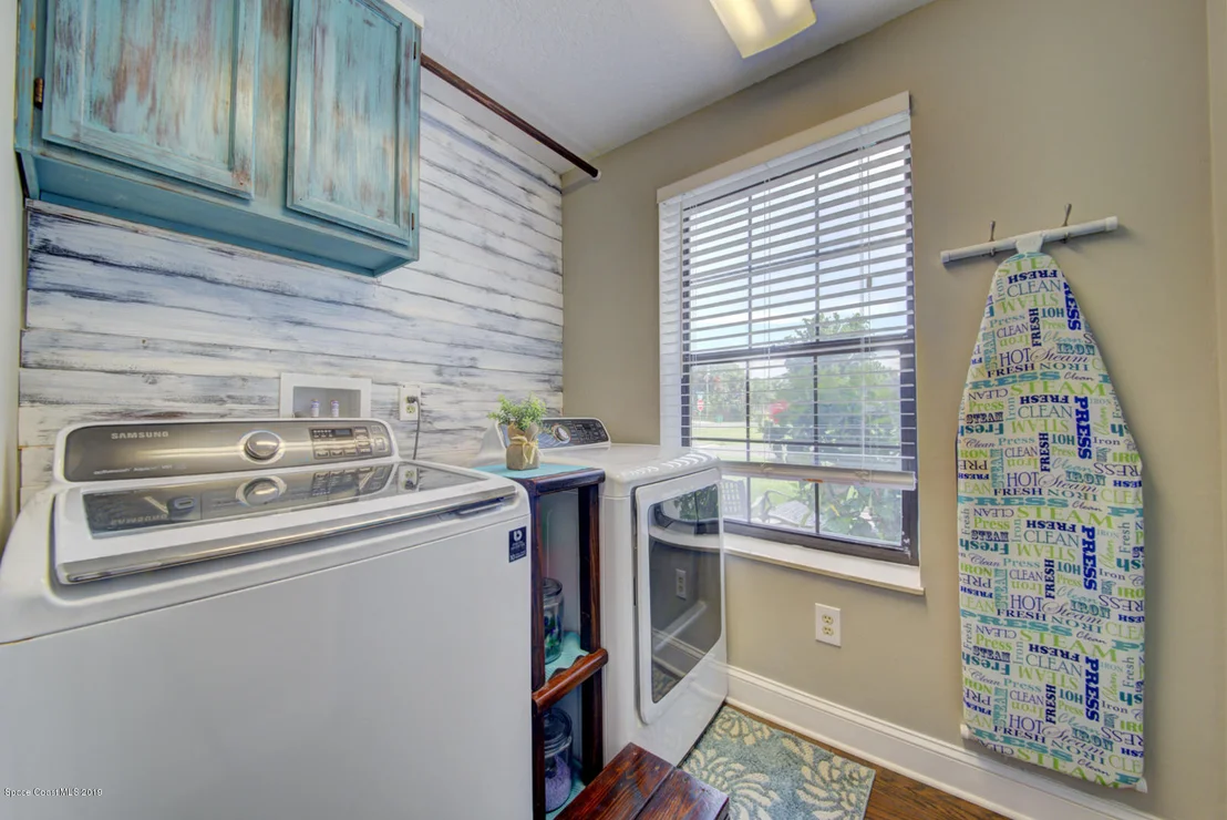 Photo of 6300 Janina Road