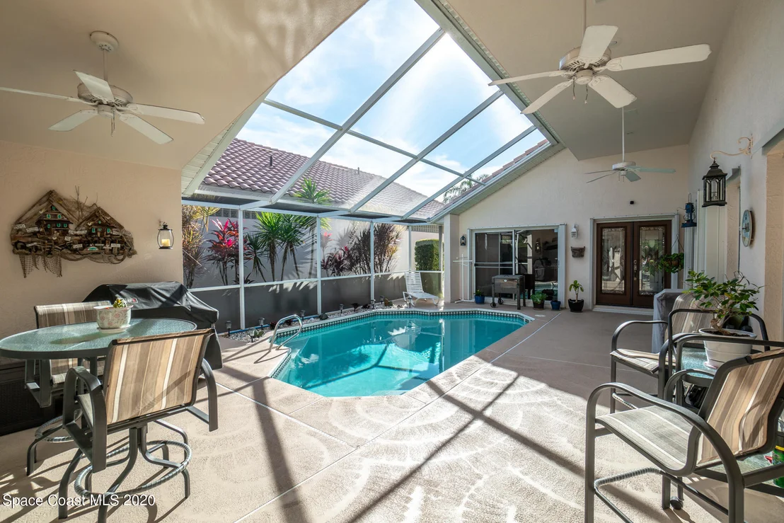 Photo of 473 Carmel Drive