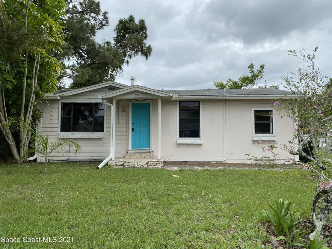 Photo of 2526 2nd Avenue NE