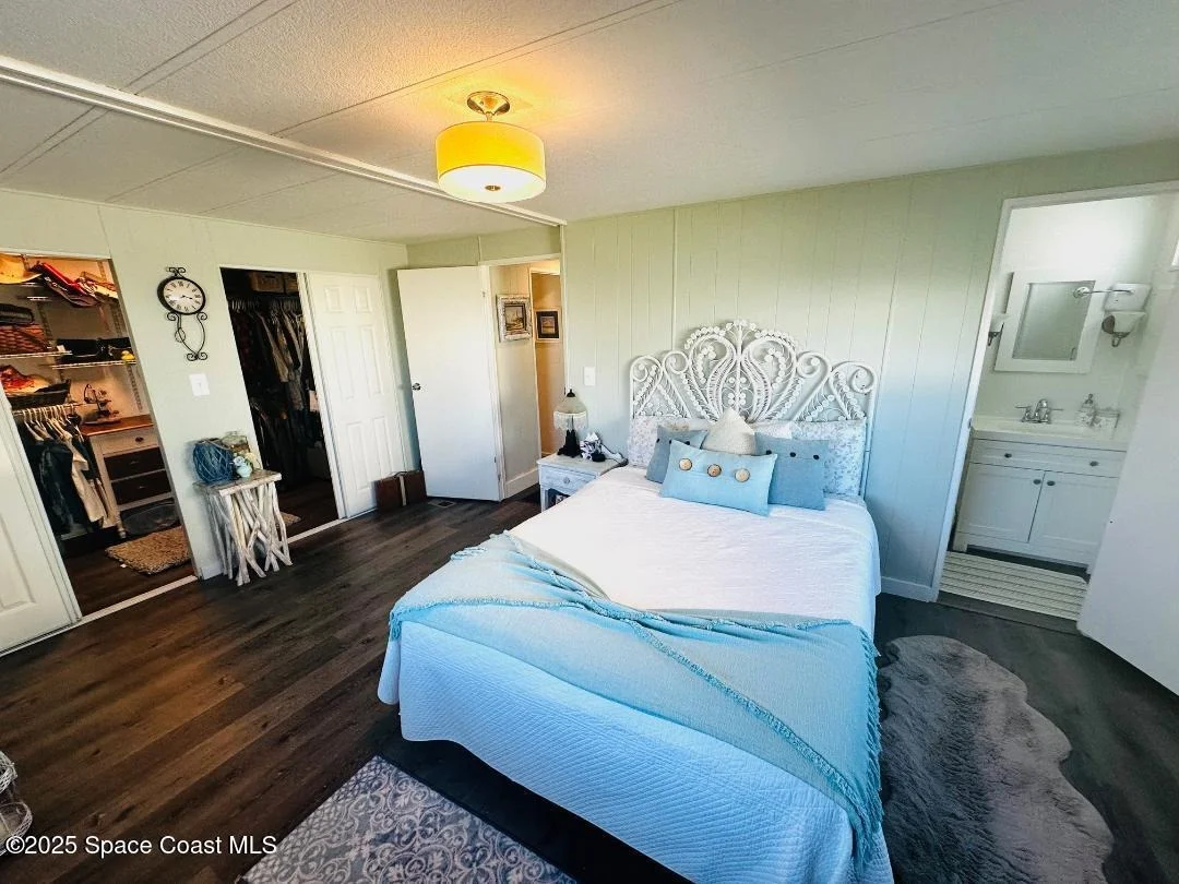 Photo of 708 Lark Drive