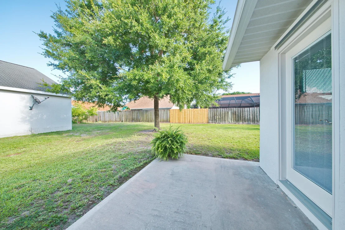 Photo of 1057 Jacaranda Circle