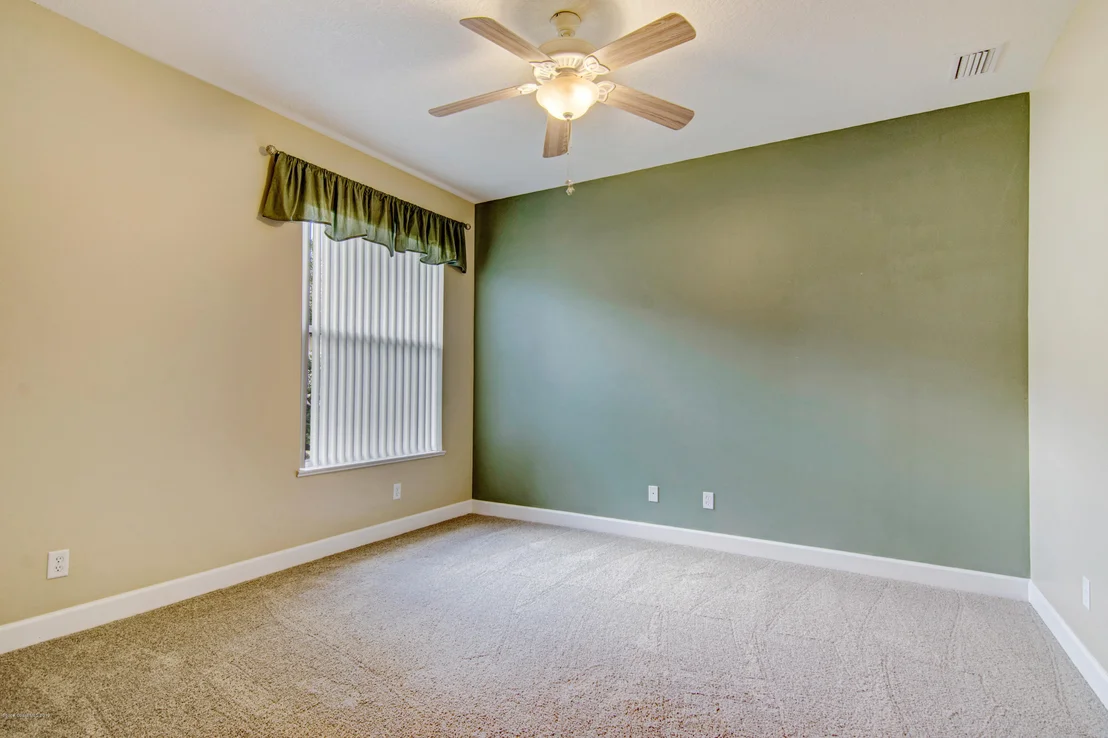 Photo of 1617 Auburn Lakes Drive