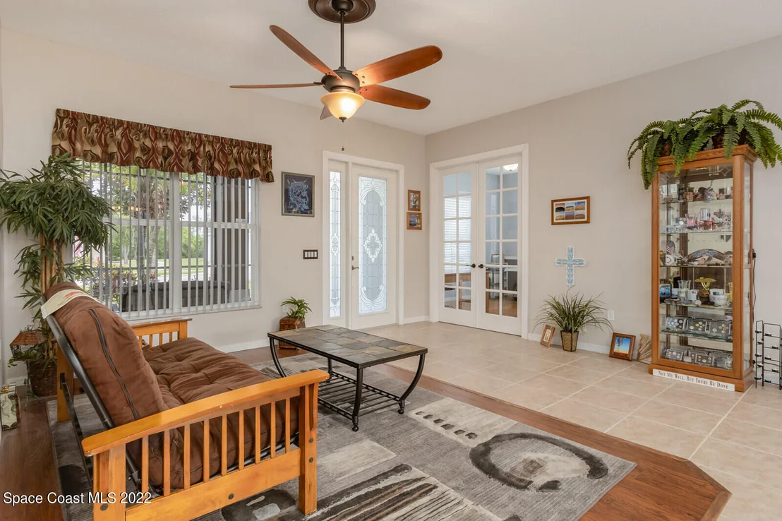 Photo of 4627 Alamanda Drive