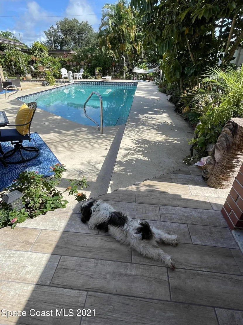 Photo of 1545 Echo Drive