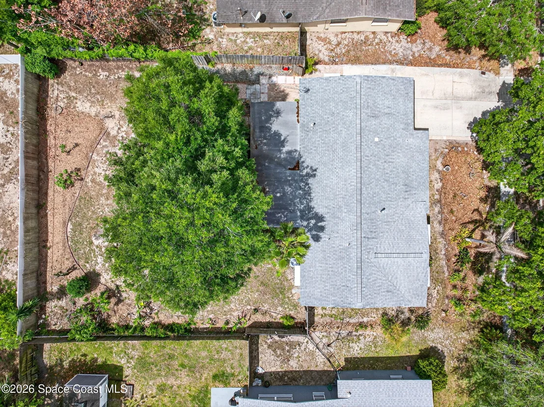 Photo of 2737 Cherbourg Road