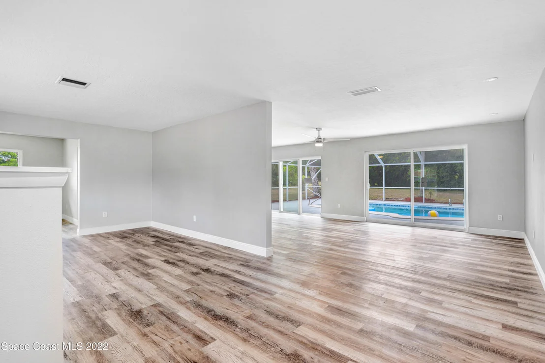 Photo of 950 Waialae Circle NE