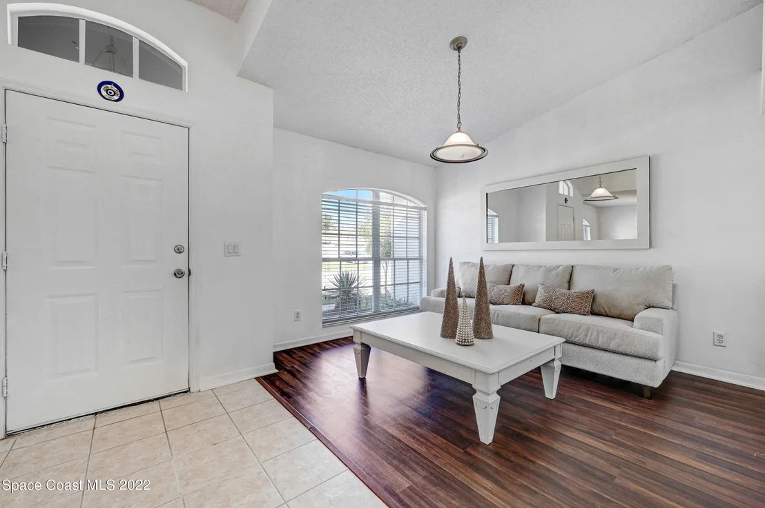 Photo of 829 Saint Michel Drive