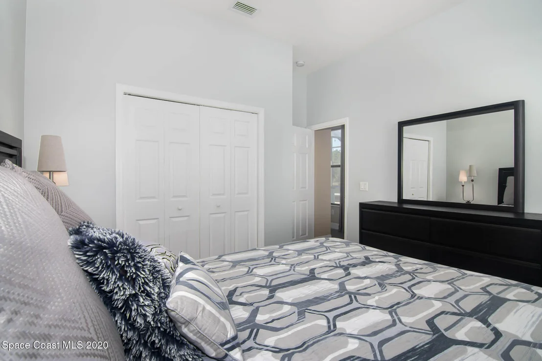 Photo of 1472 Tralee Bay Avenue