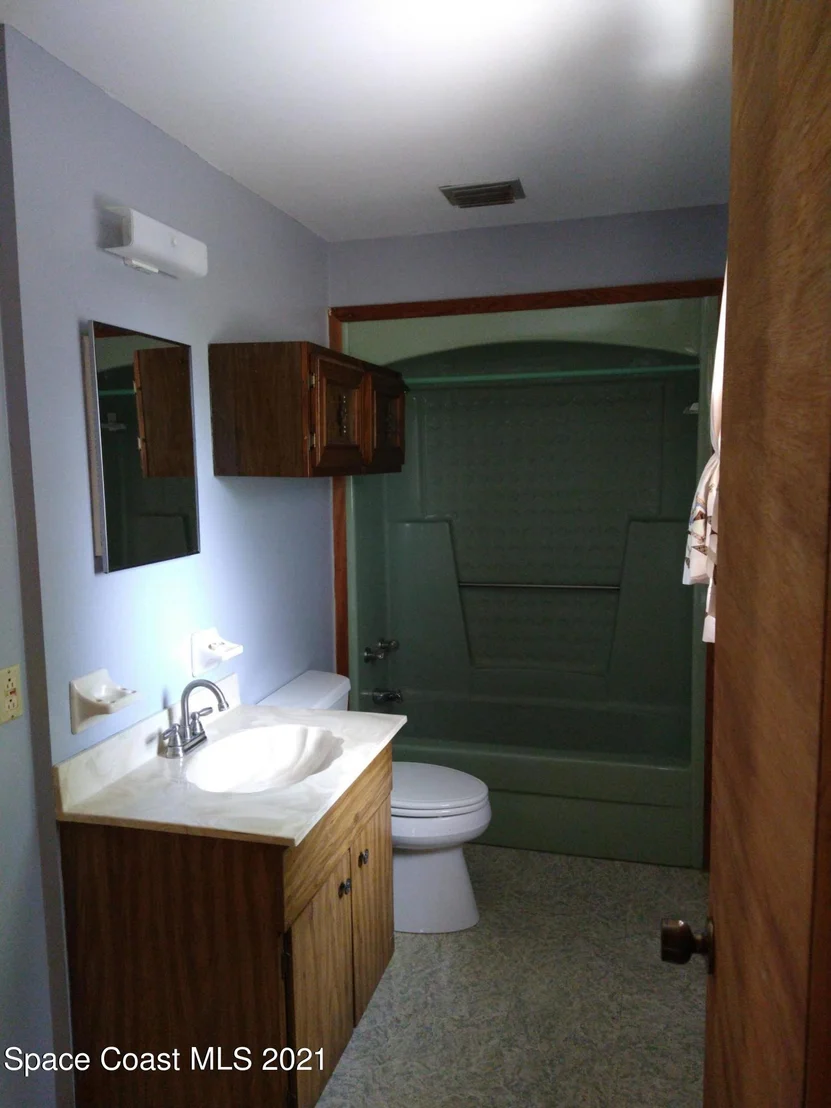 Photo of 5495 Flint Road