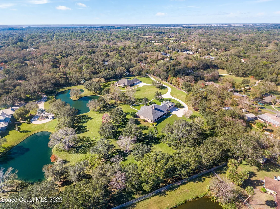 Photo of 3685 Oak Lane
