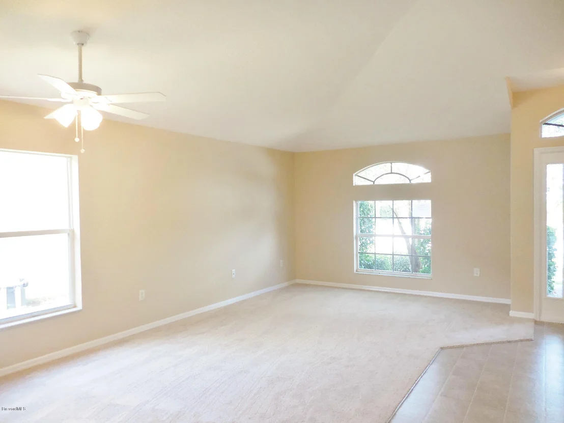 Photo of 1095 Sedgewood Circle