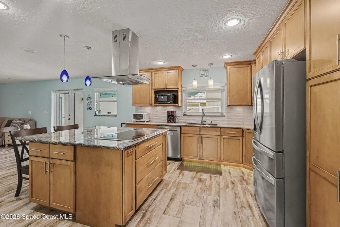 Photo of 311 Seabreeze Drive