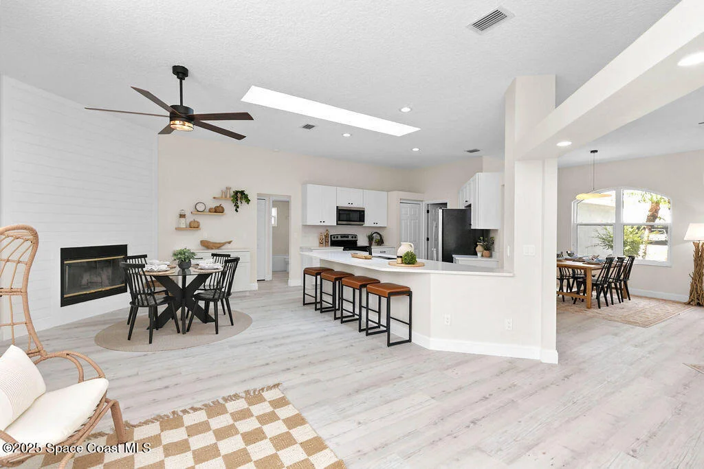 Photo of 6135 Balboa Street