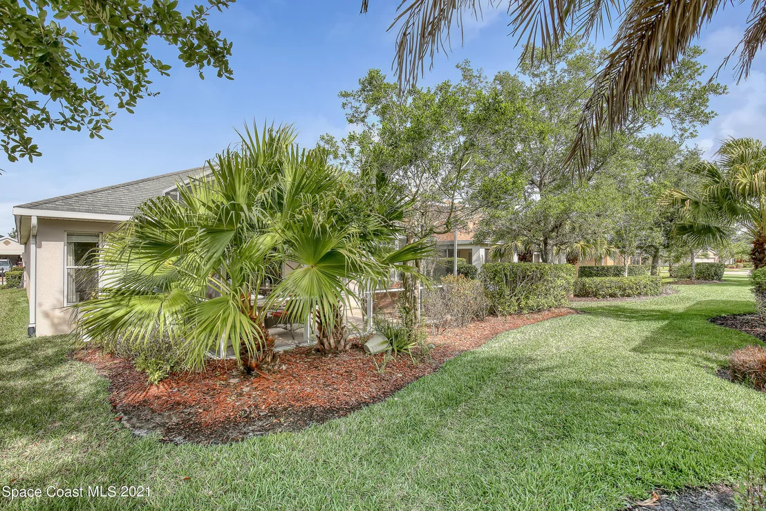 Photo of 6915 Renshaw Drive
