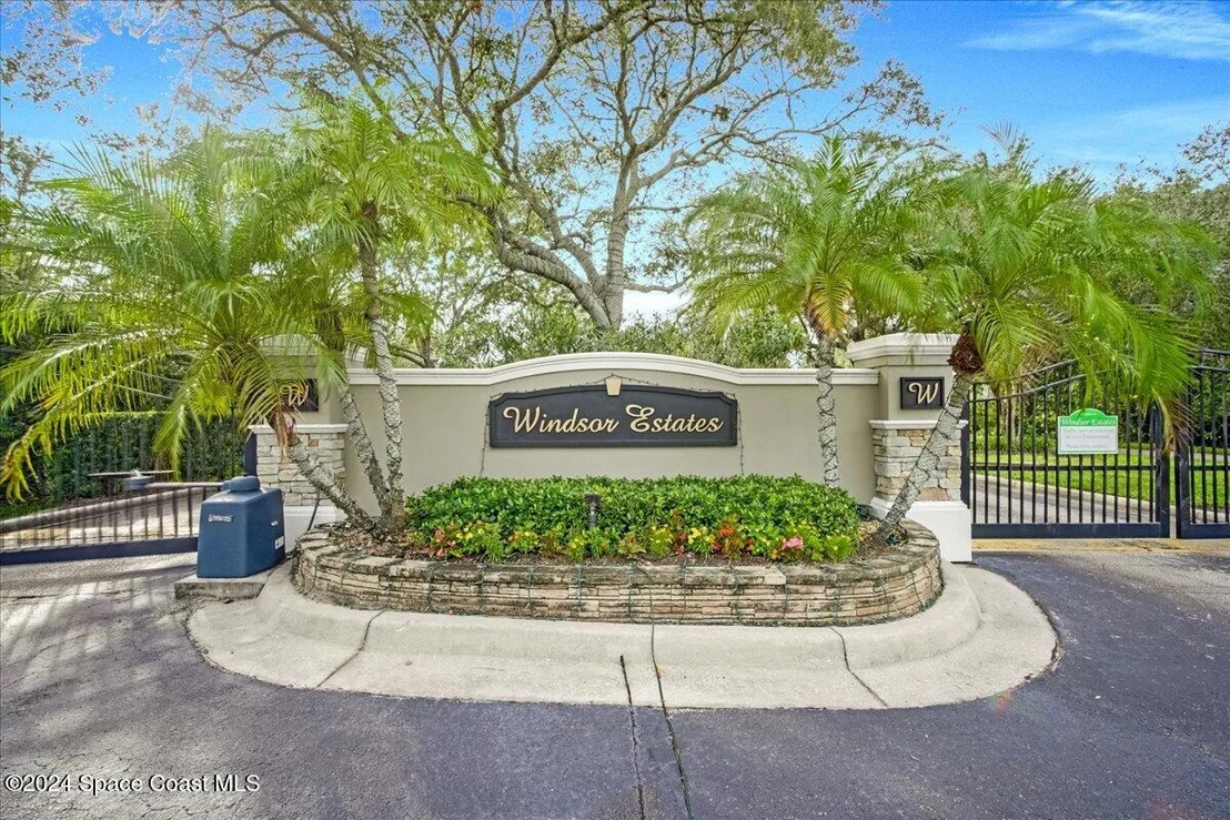 Photo of 6018 Newbury Circle