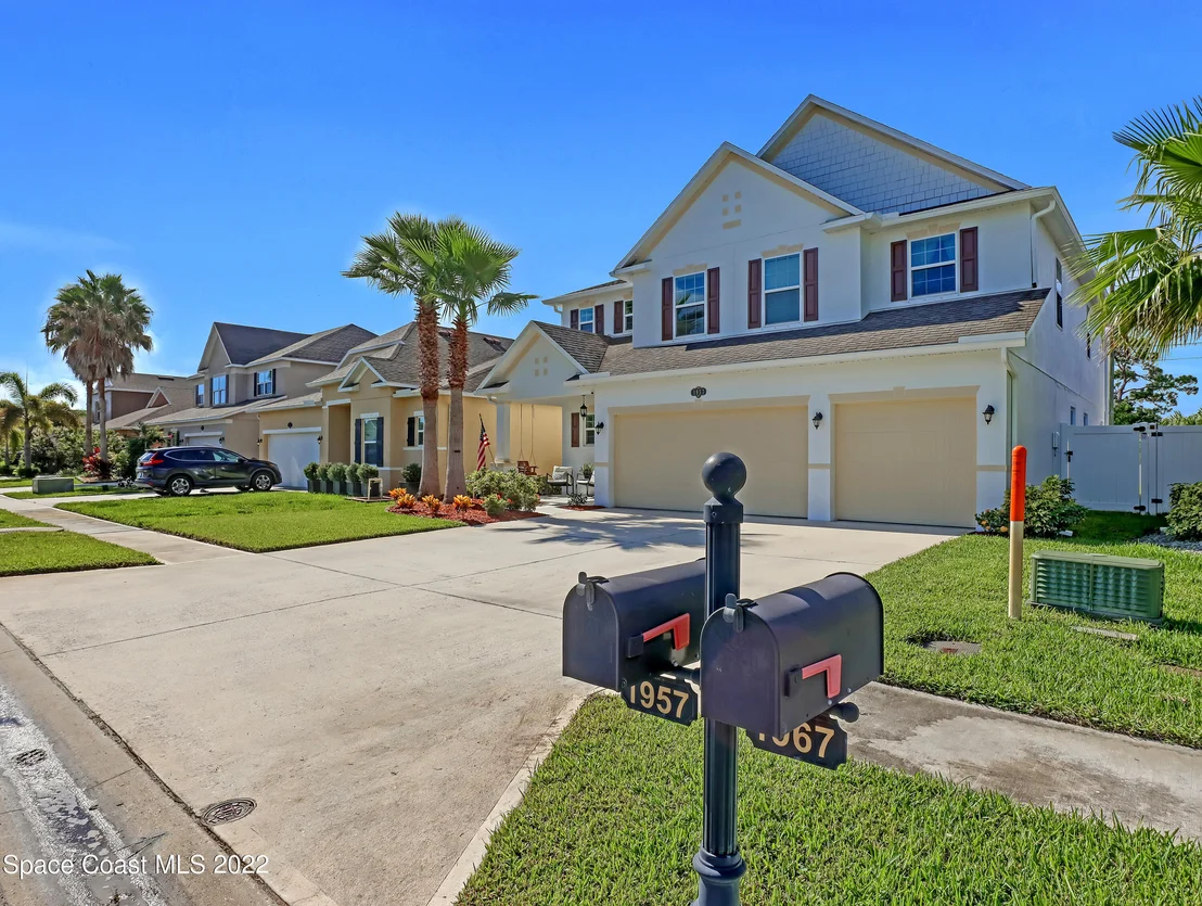 Photo of 1957 Attilburgh Boulevard