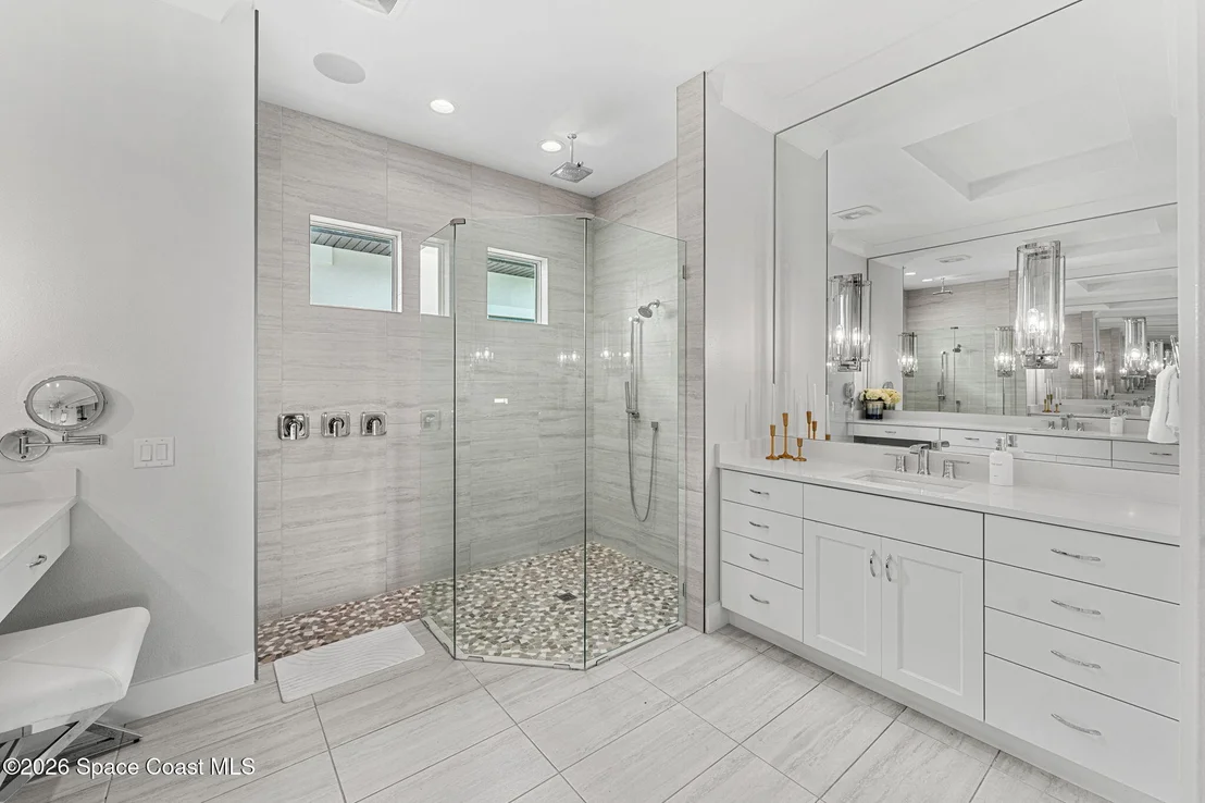 Photo of 3698 Lake Adelaide Place