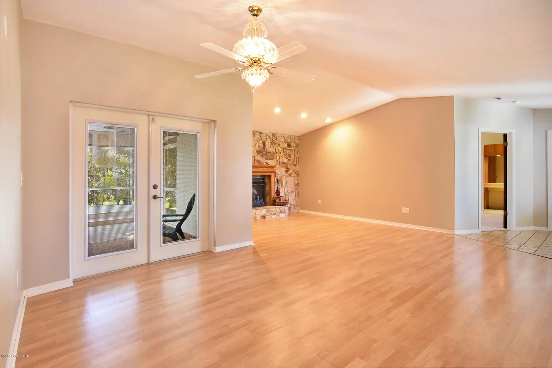 Photo of 1357 Bonaventure Drive