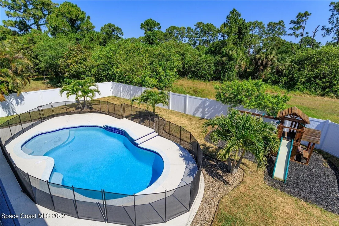 Photo of 1480 Talon Way