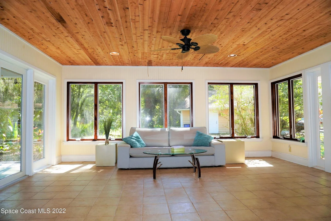 Photo of 686 Hammock Road