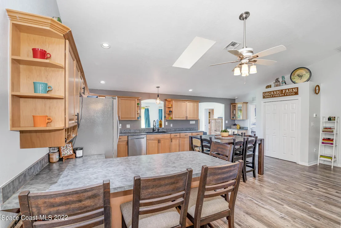 Photo of 3215 Lionel Road