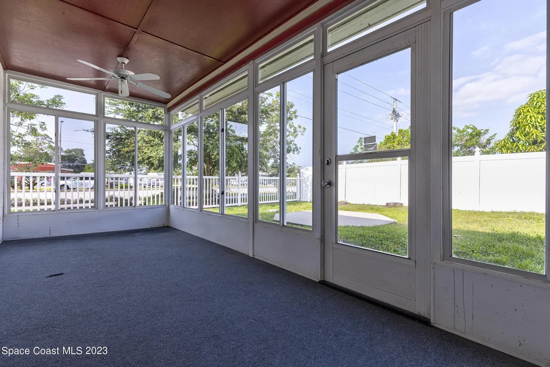 Photo of 1447 Floyd Drive