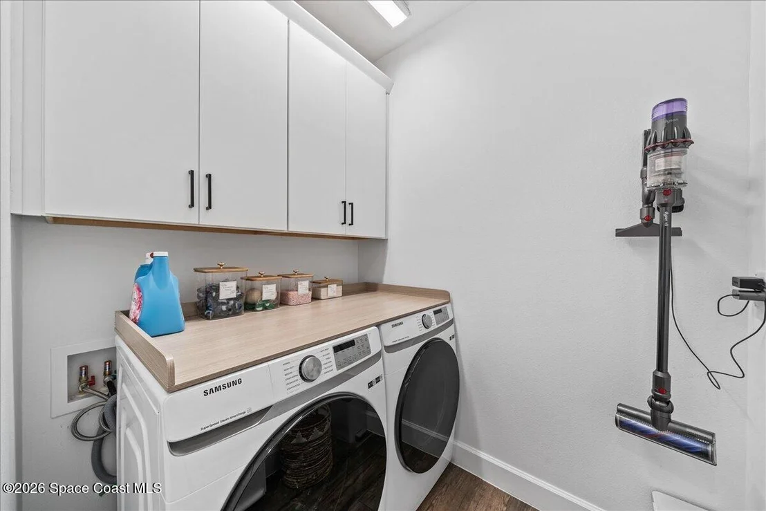 Photo of 8476 Lyside Drive