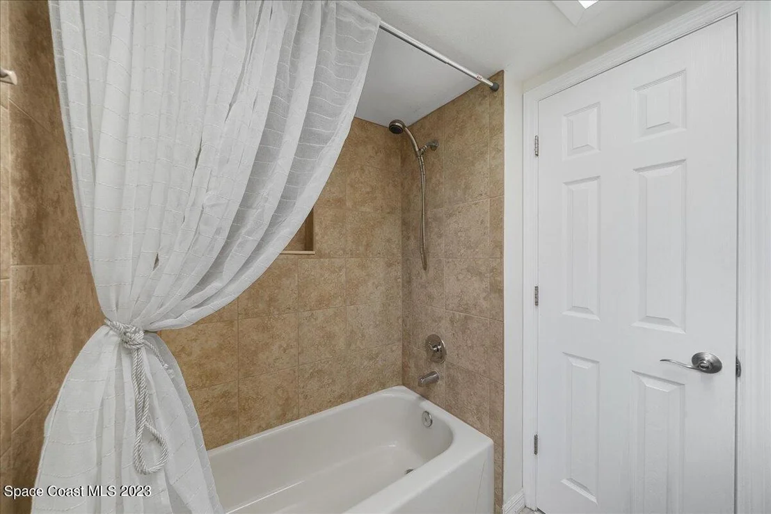 Photo of 2559 Floridiane Drive