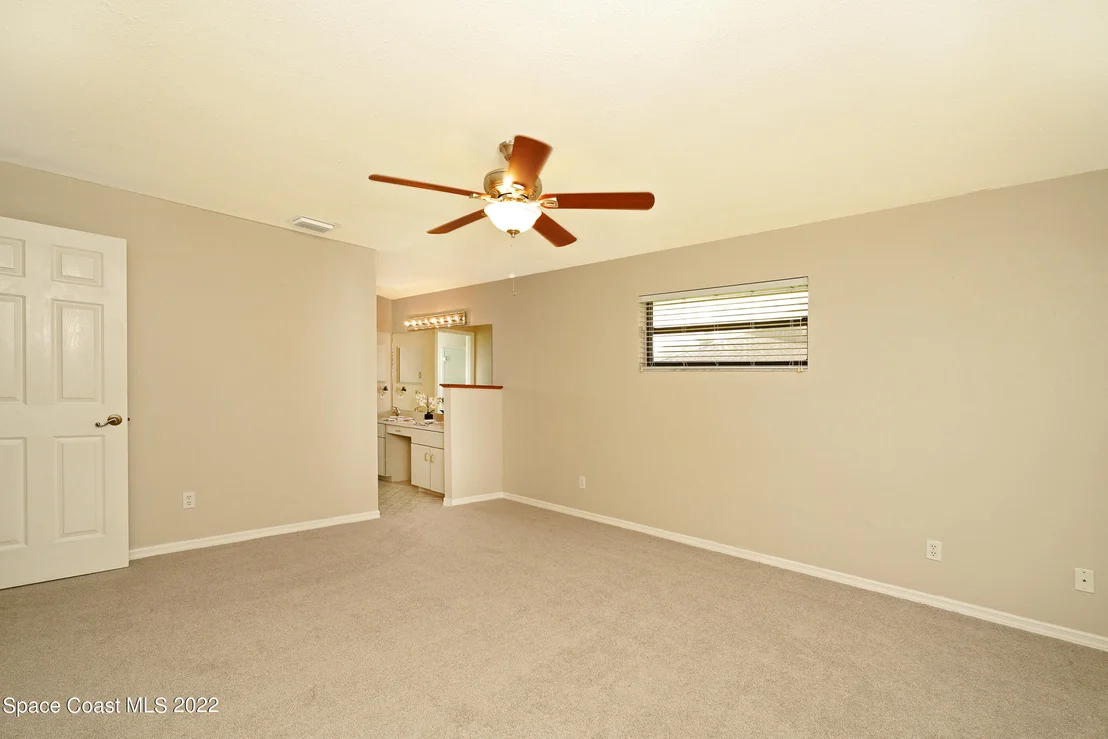 Photo of 452 Crystal Lake Drive