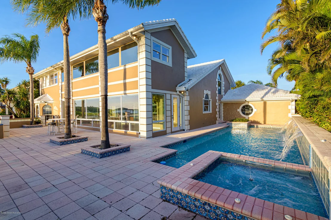 Photo of 454 Lanternback Island Drive
