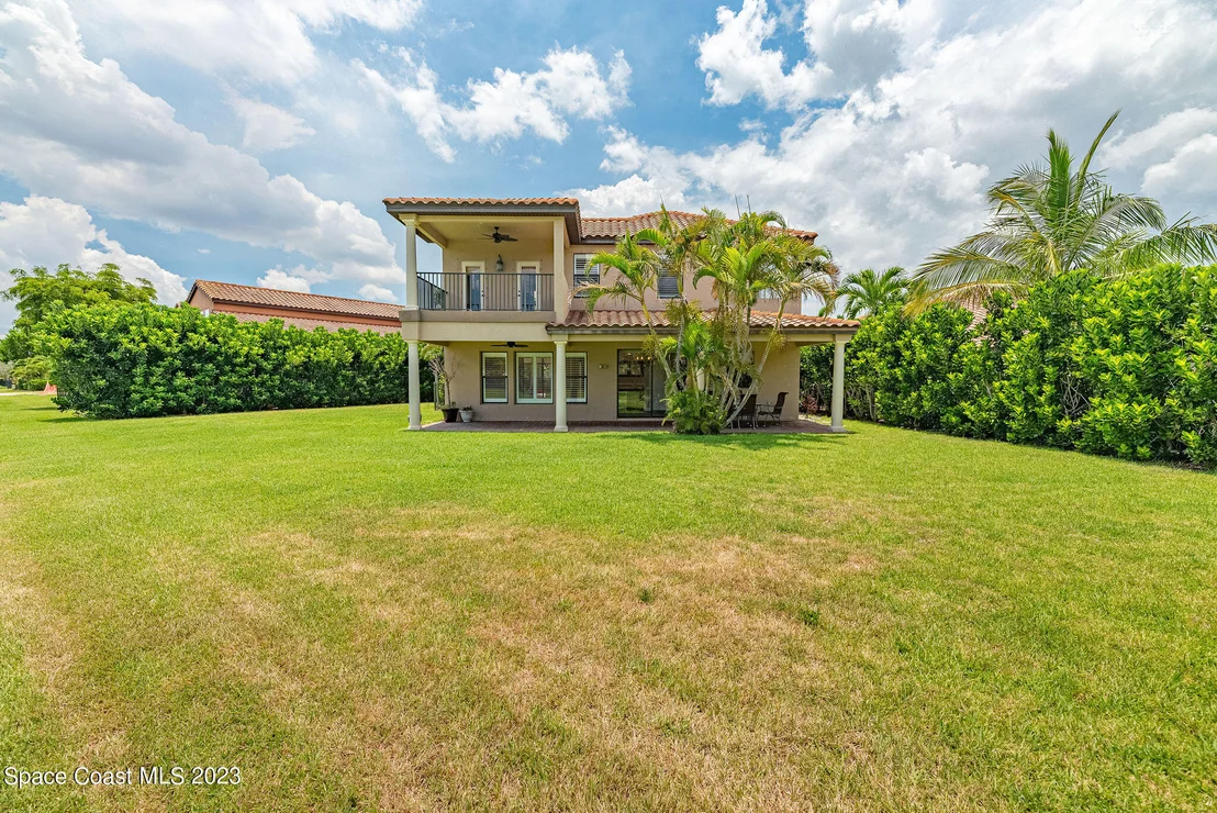Photo of 609 Monterey Drive