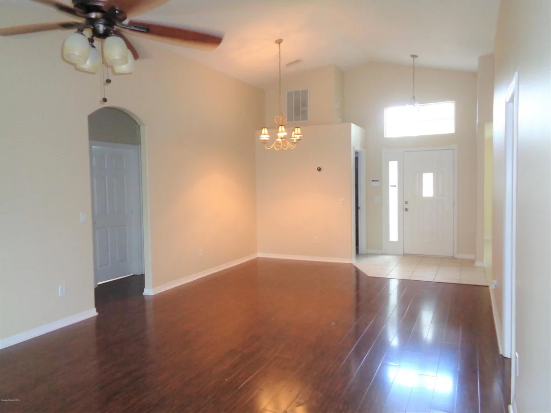 Photo of 2659 Vining Street