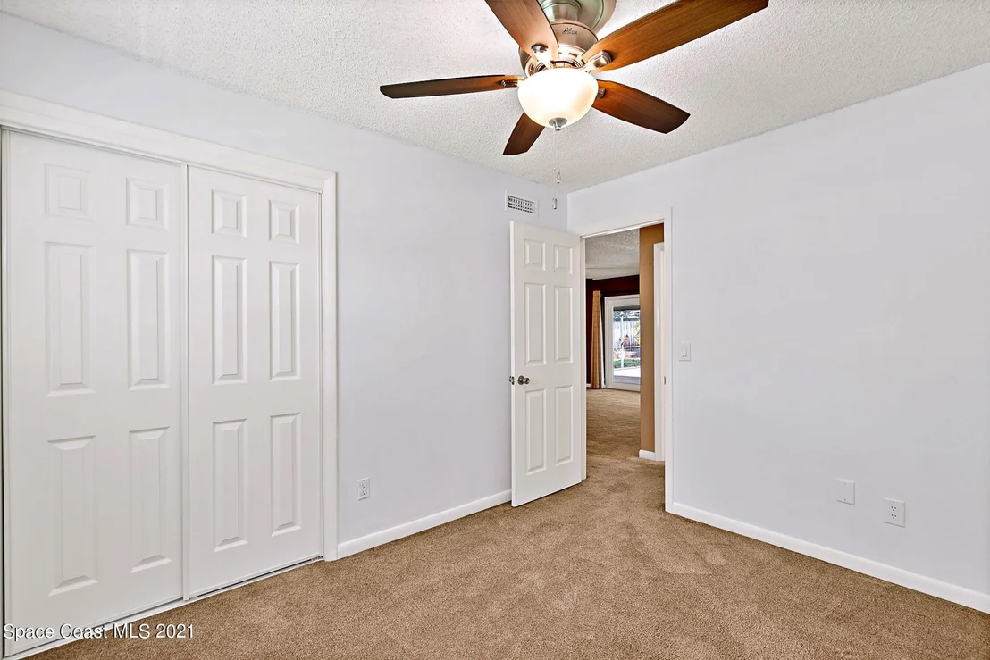 Photo of 1096 Madrid Road