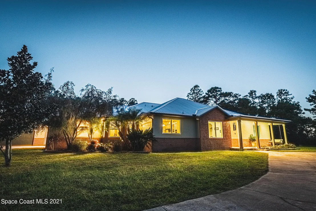 Photo of 4570 Alix Lane