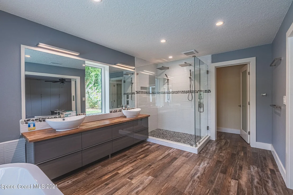 Photo of 404 6th Avenue
