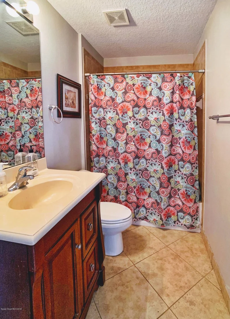 Photo of 4467 56th Lane