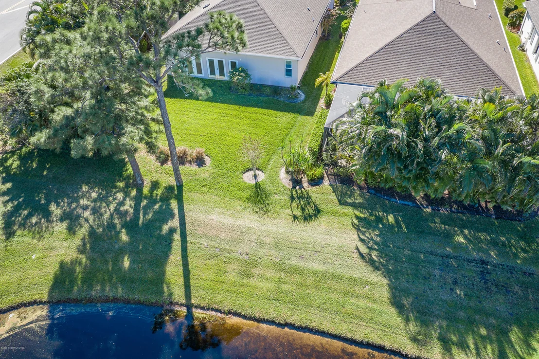 Photo of 876 Suntree Woods Drive
